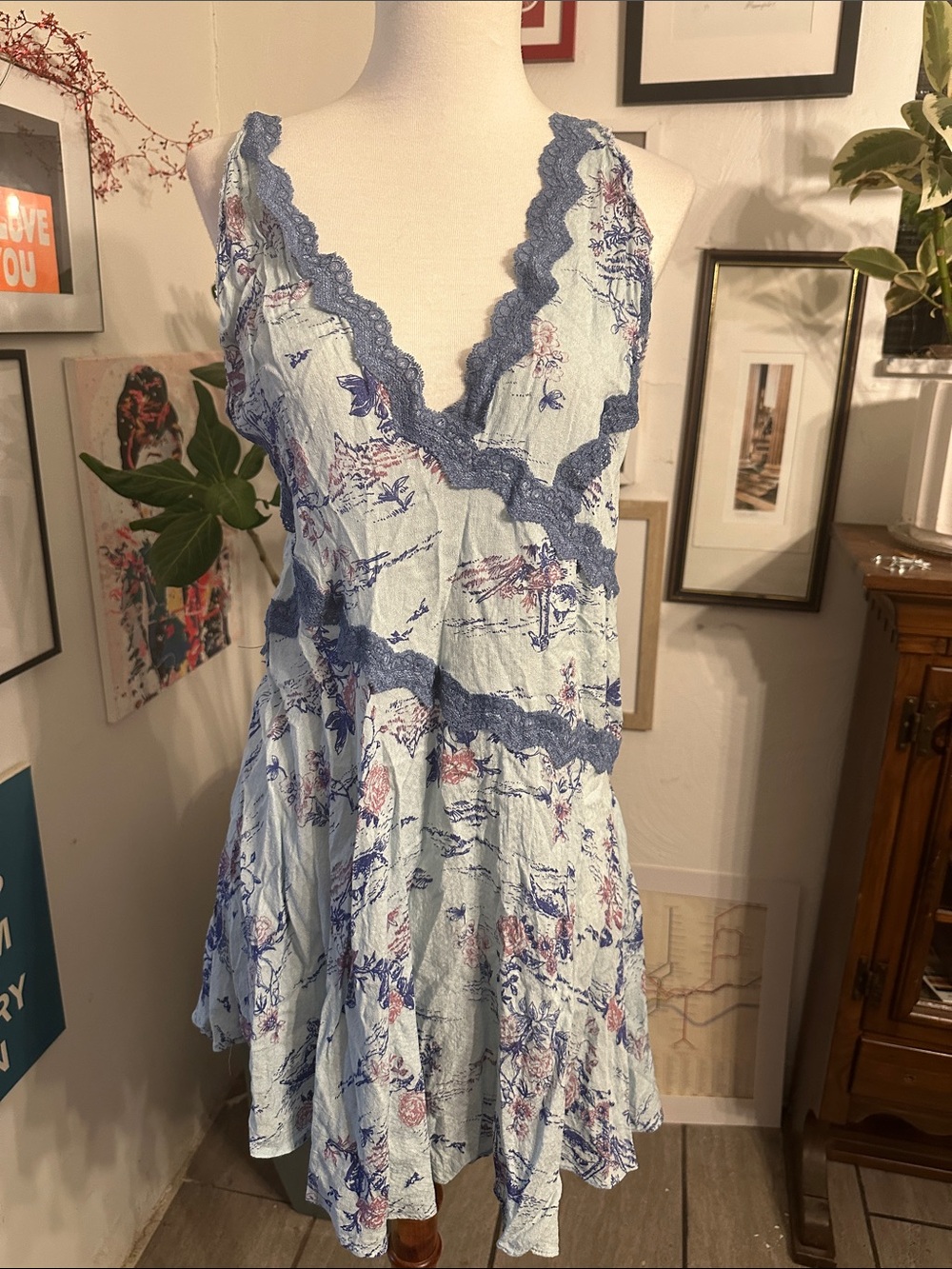 Free People Intimately Slip My Mind Trapeze Blue Floral Lace Dress Sz Small